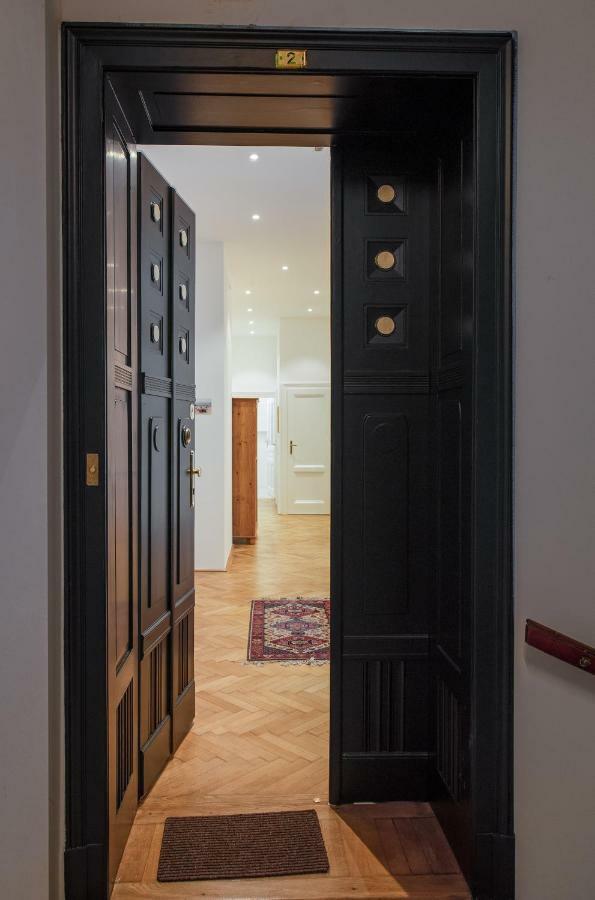 Grand Soho II Apartment Vienna Exterior photo